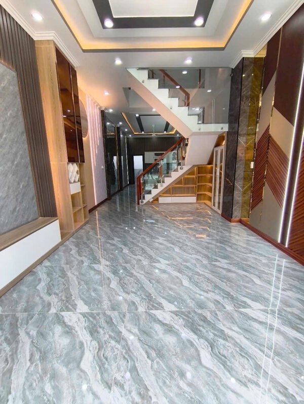 Nhà hoàn công giá 2ty3